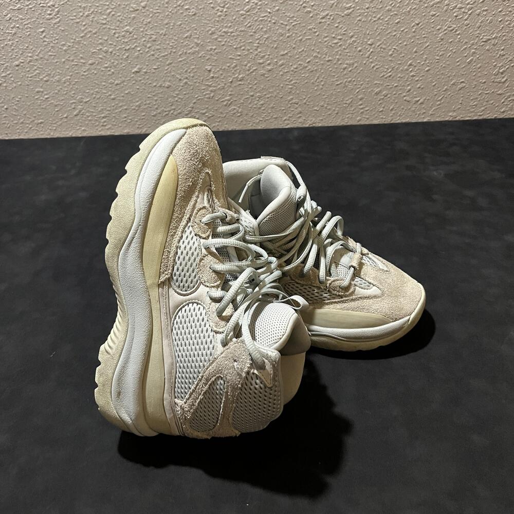 Adidas Yeezy Desert Boot Boots Mens Size 6.5 Salt Tan Ortholite Chunky Trail
